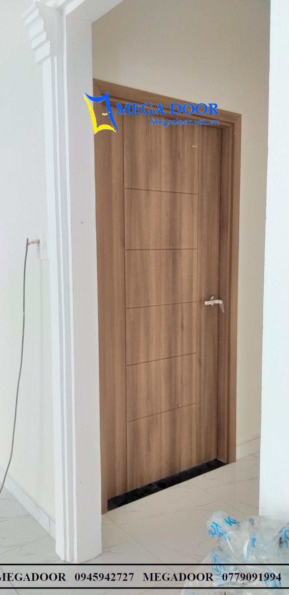 Cửa Nhựa ABS Hàn Quốc năm 2021