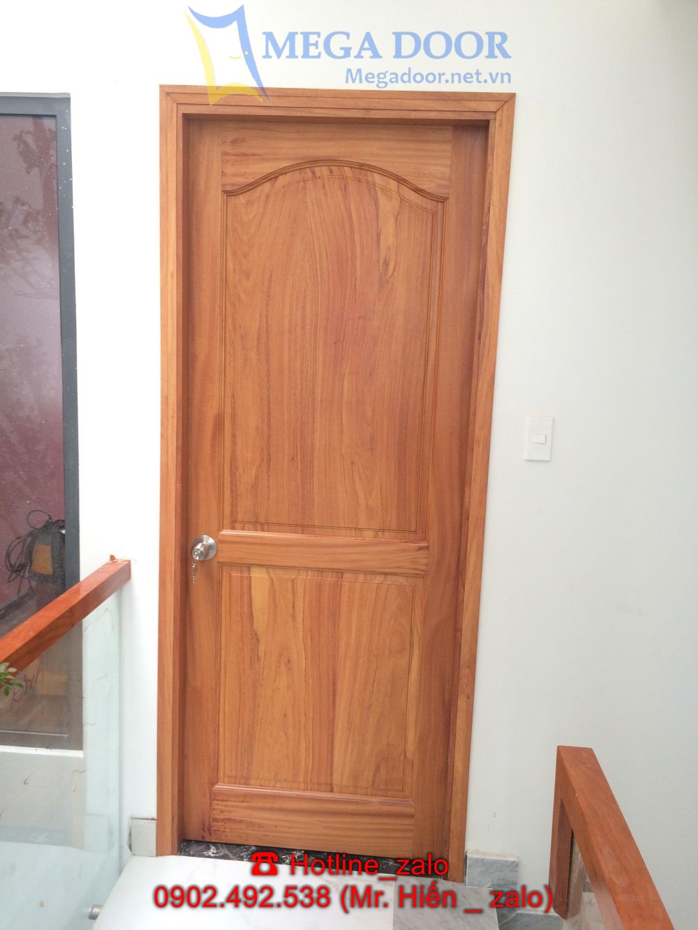 cửa gỗ thông phòng ngủ