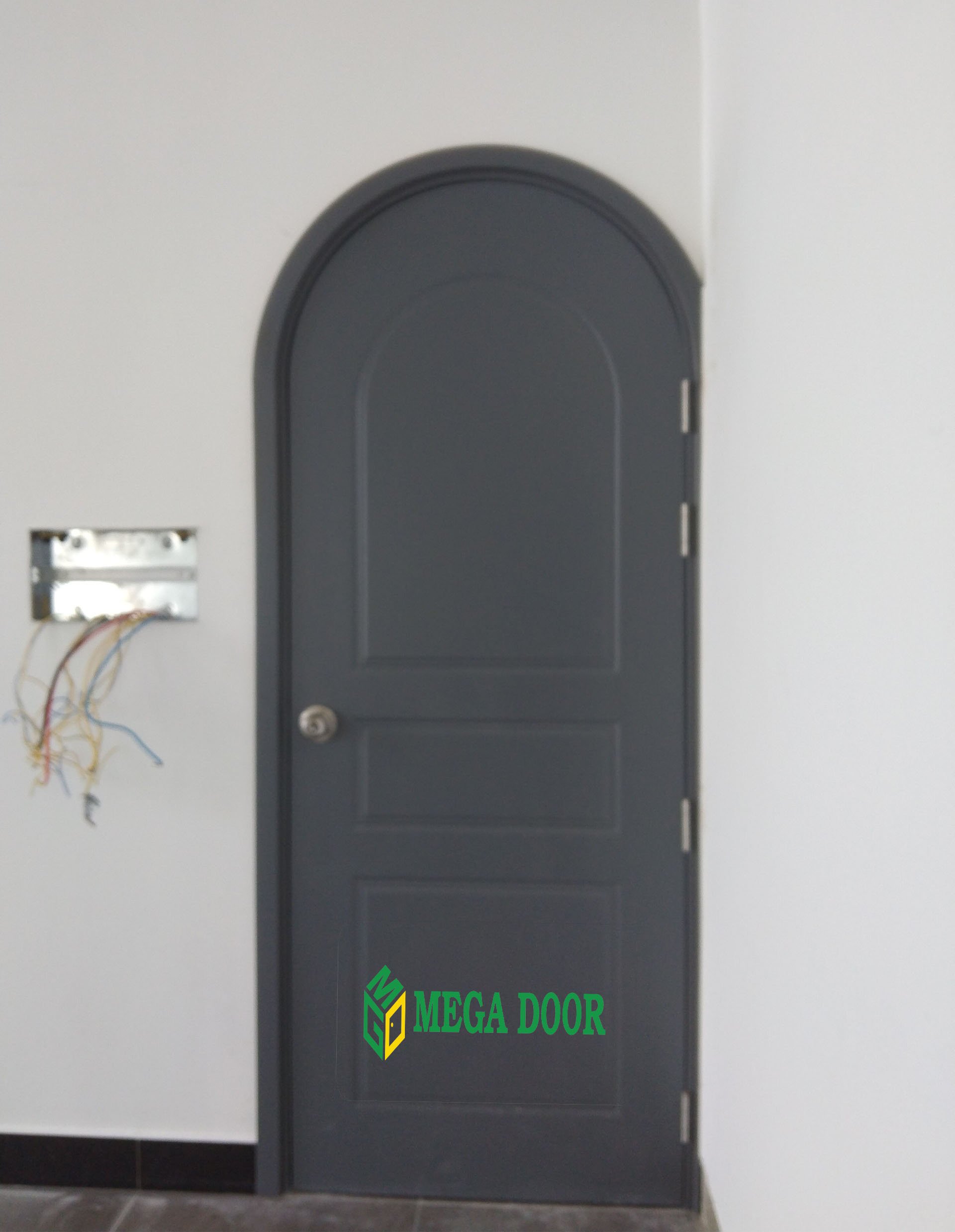 cửa vòm nhựa composite giá rẻ