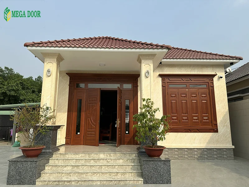 cua-thep-van-go-cho-nha-tai-phu-my